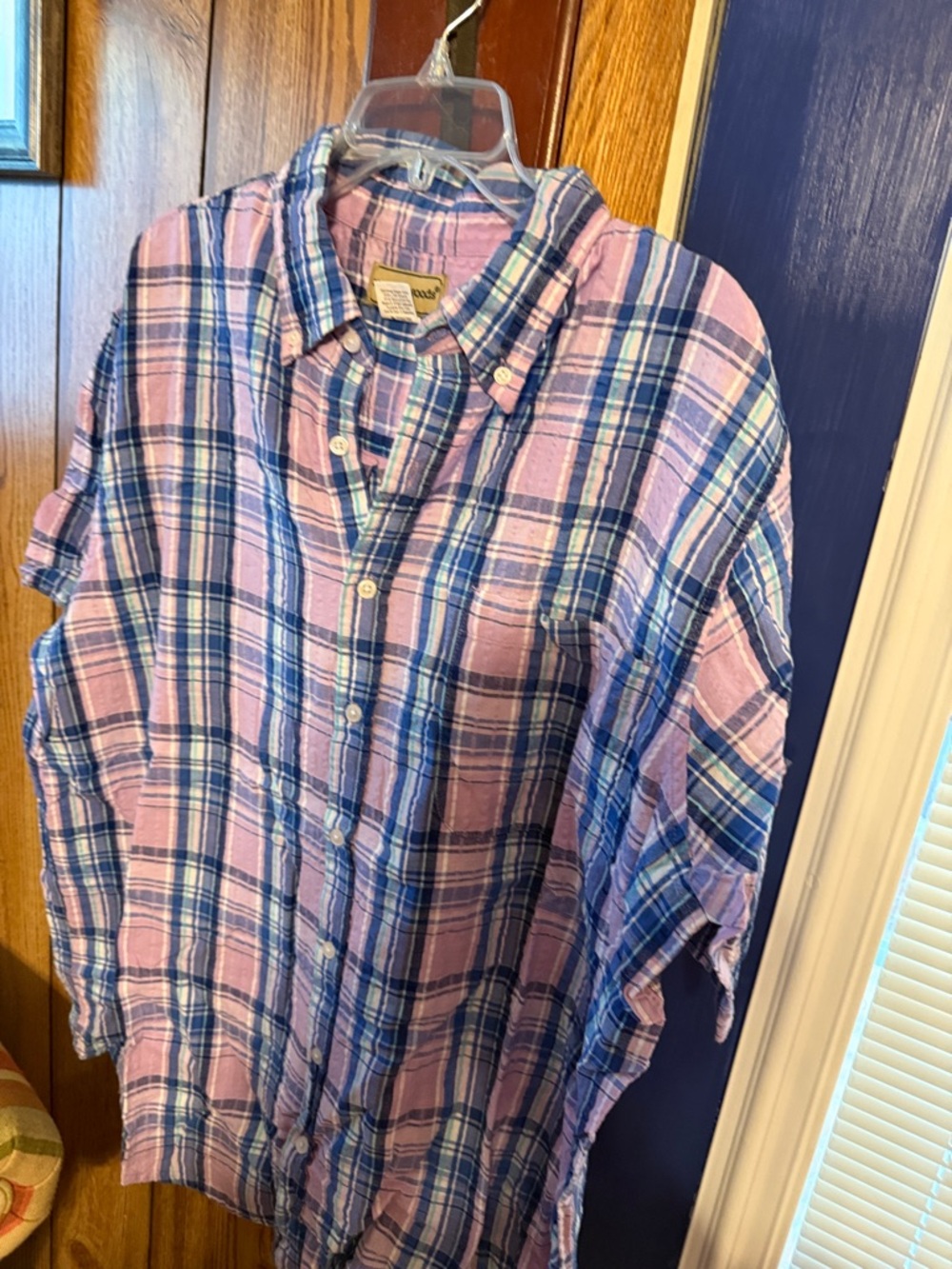 Casual Button-Down Plaid Shirt - Pink & Blue